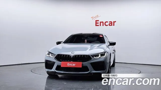 BMW M8 2025