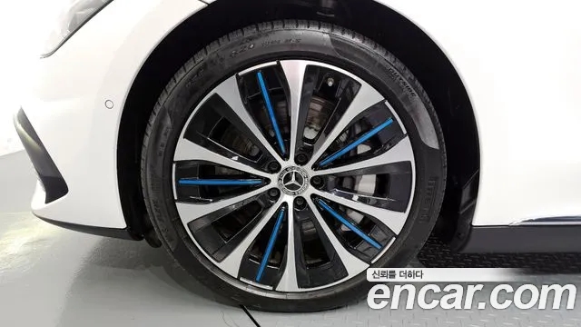 Mercedes-Benz EQE 2022