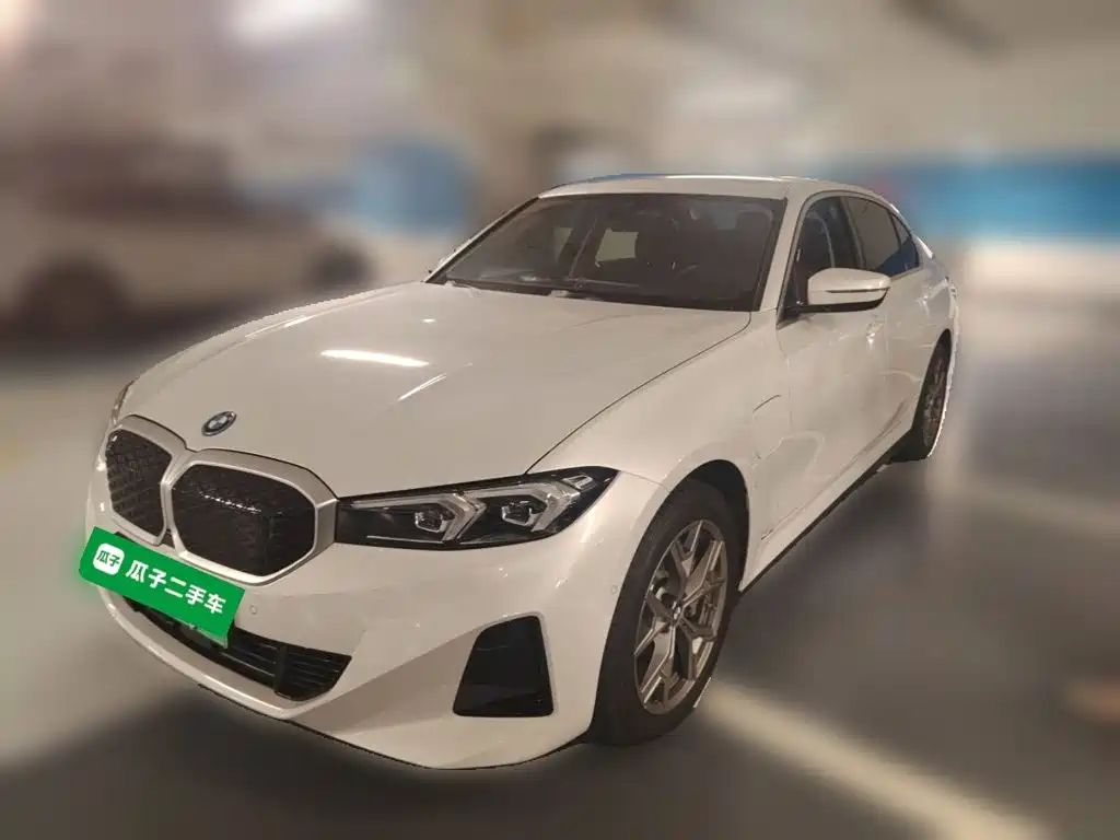 BMW i3 2025