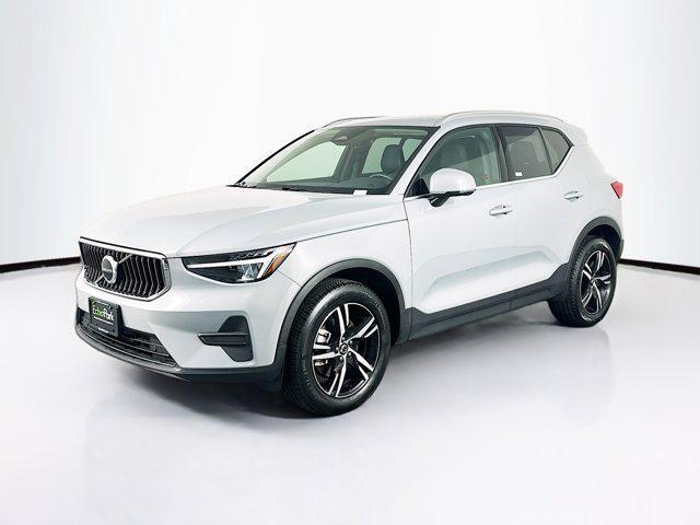 Volvo XC40 2025