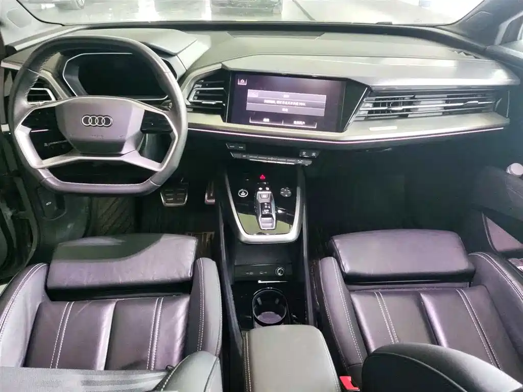 Audi Q4 e-tron 2023