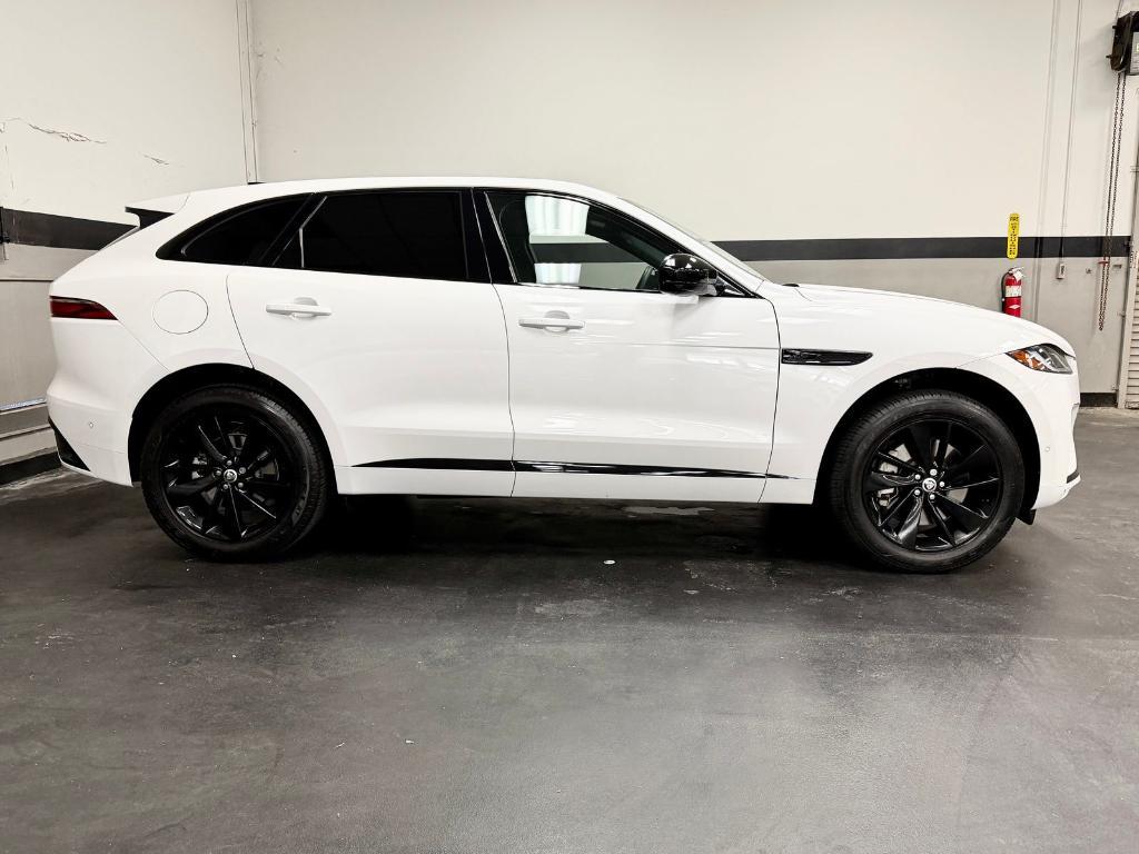 Jaguar F-Pace 2024