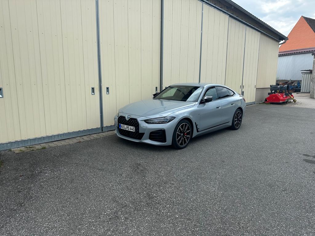 BMW M440 2023