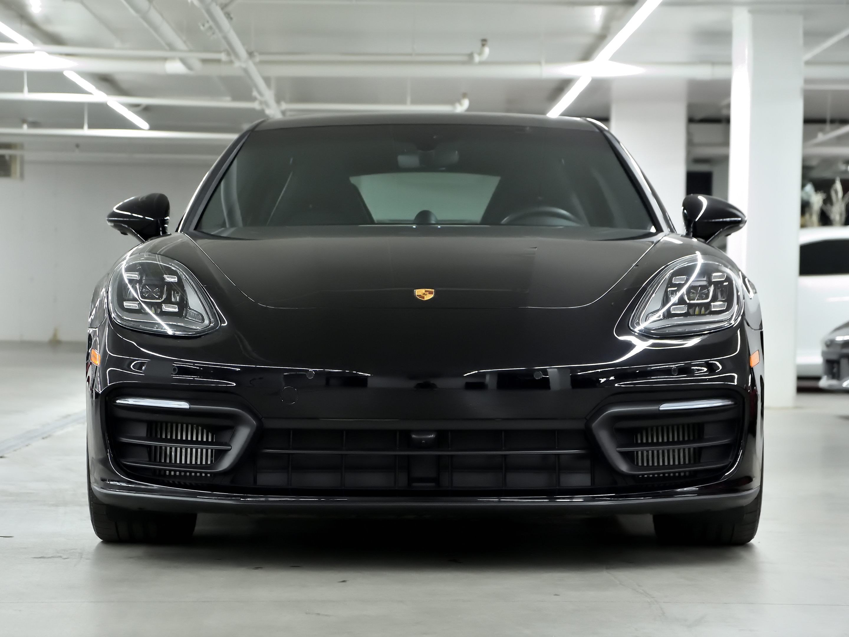 Porsche Panamera 2023