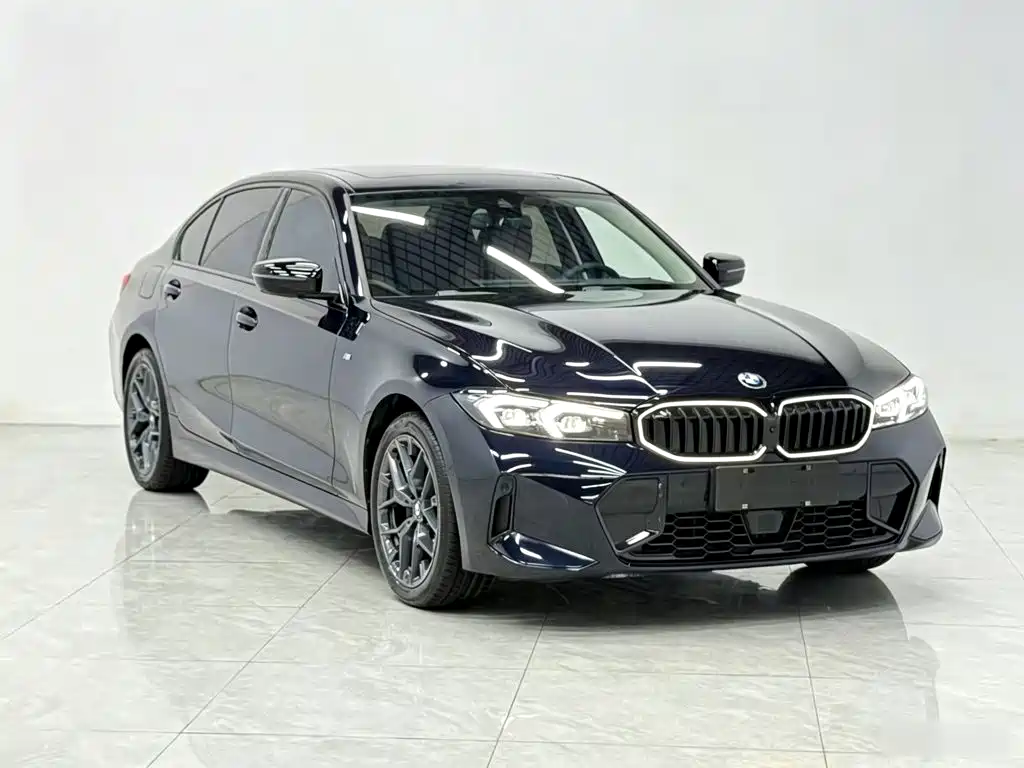 BMW 3 серии 2025