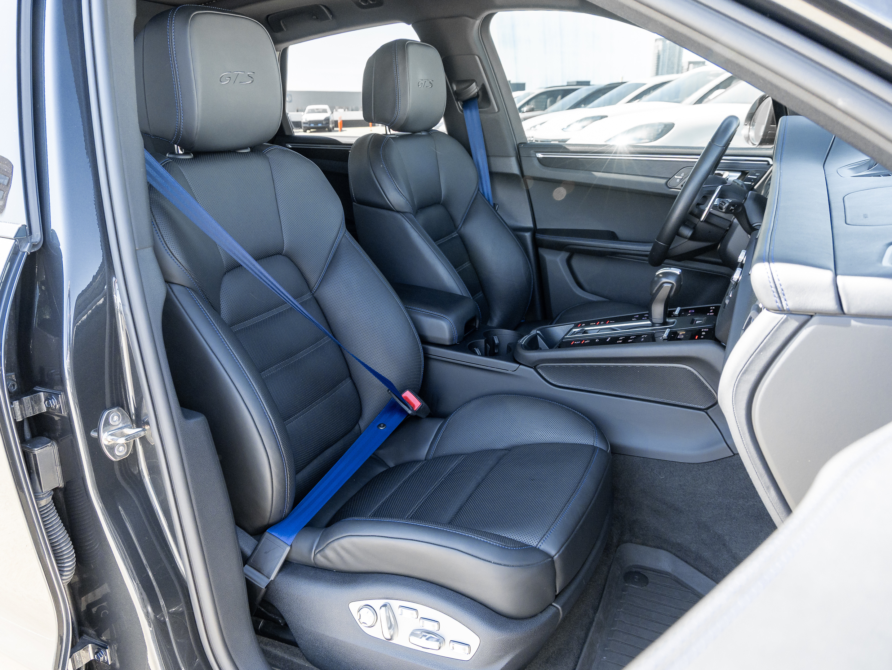 Porsche Macan 2023