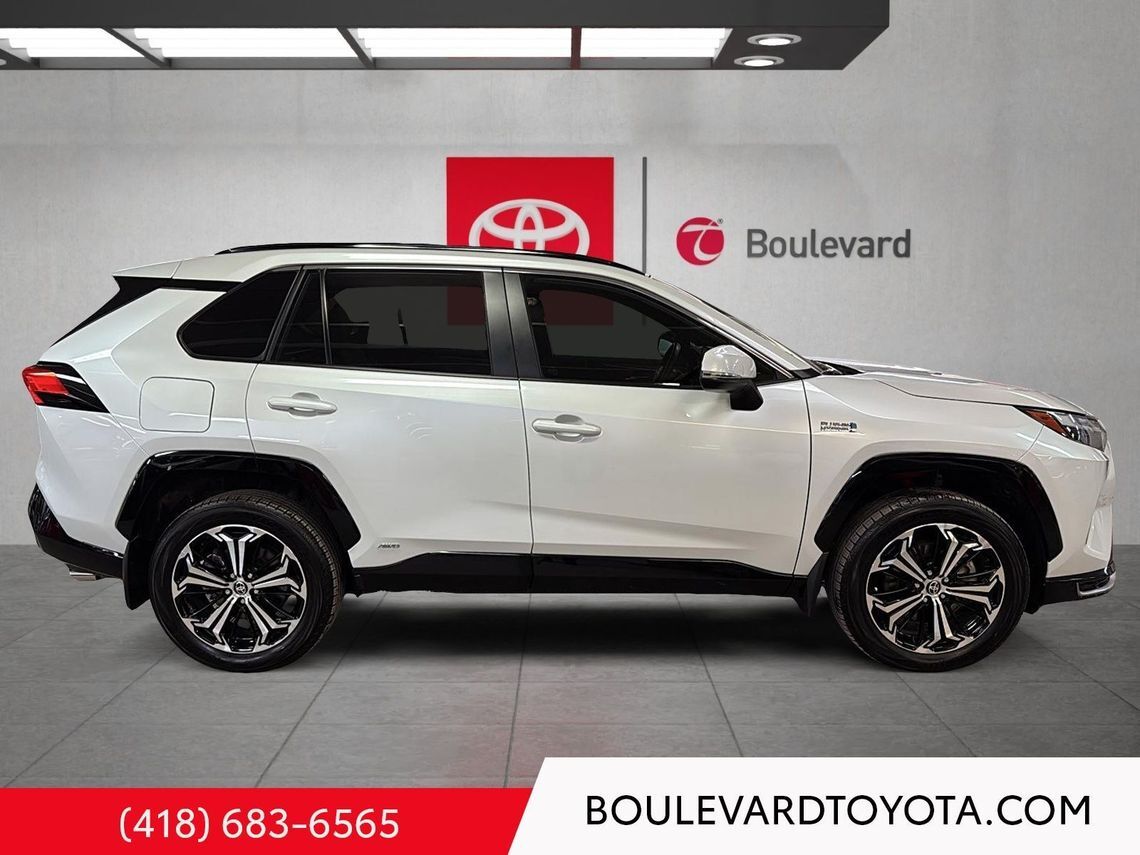 Toyota RAV4 2024