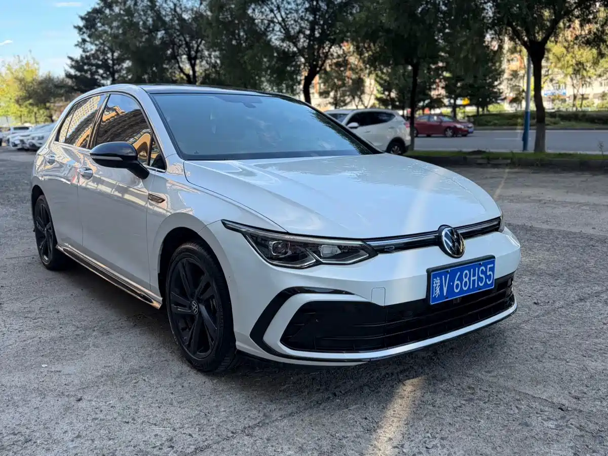 Volkswagen Golf 2022