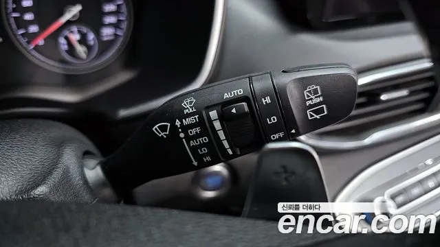 Hyundai Santa Fe 2022
