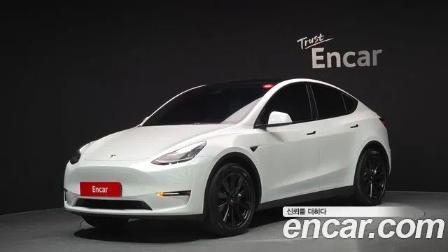 Tesla Model Y 2021