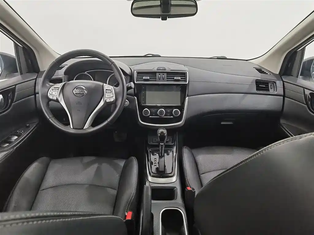 Nissan Tiida 2021