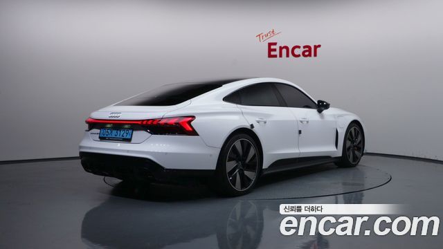 Audi e-tron GT 2023