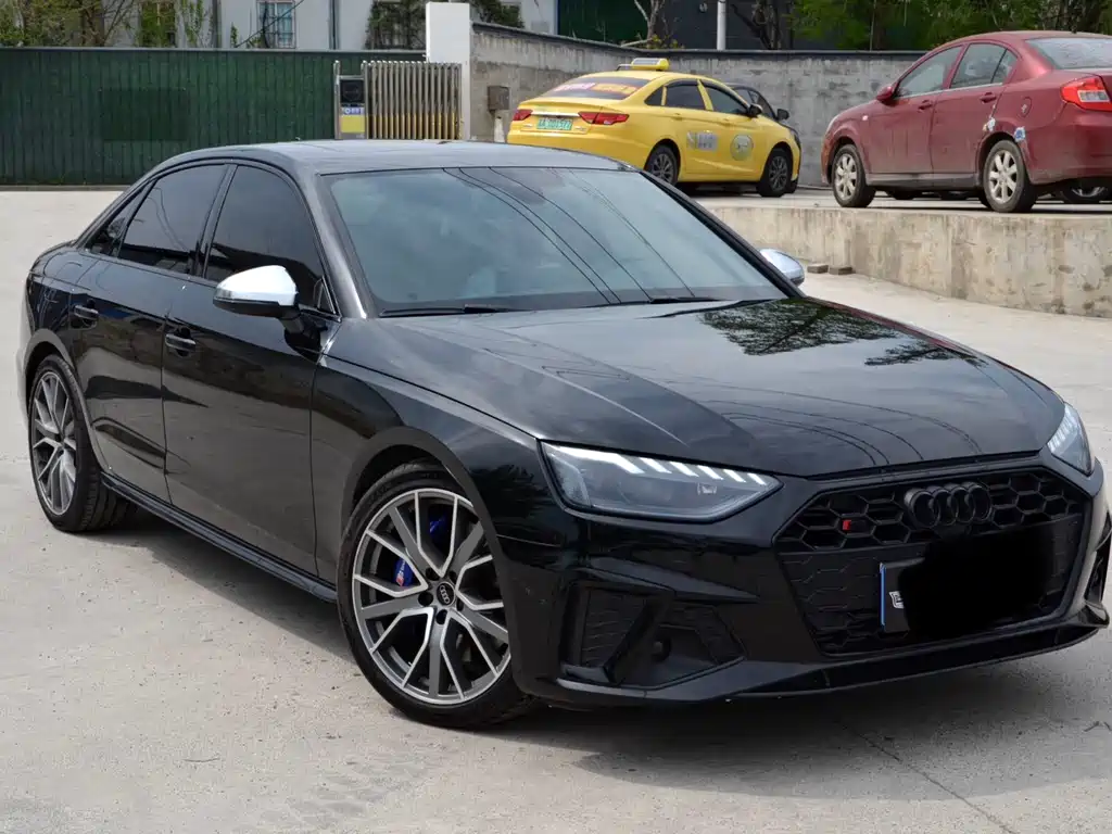 Audi S4 2025