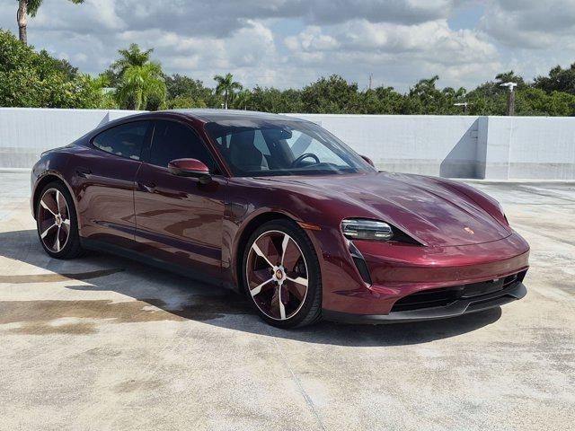 Porsche Taycan 2021