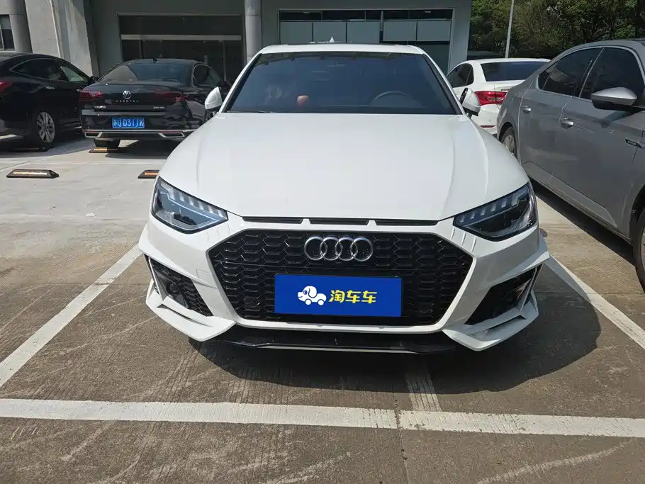Audi A4 2024