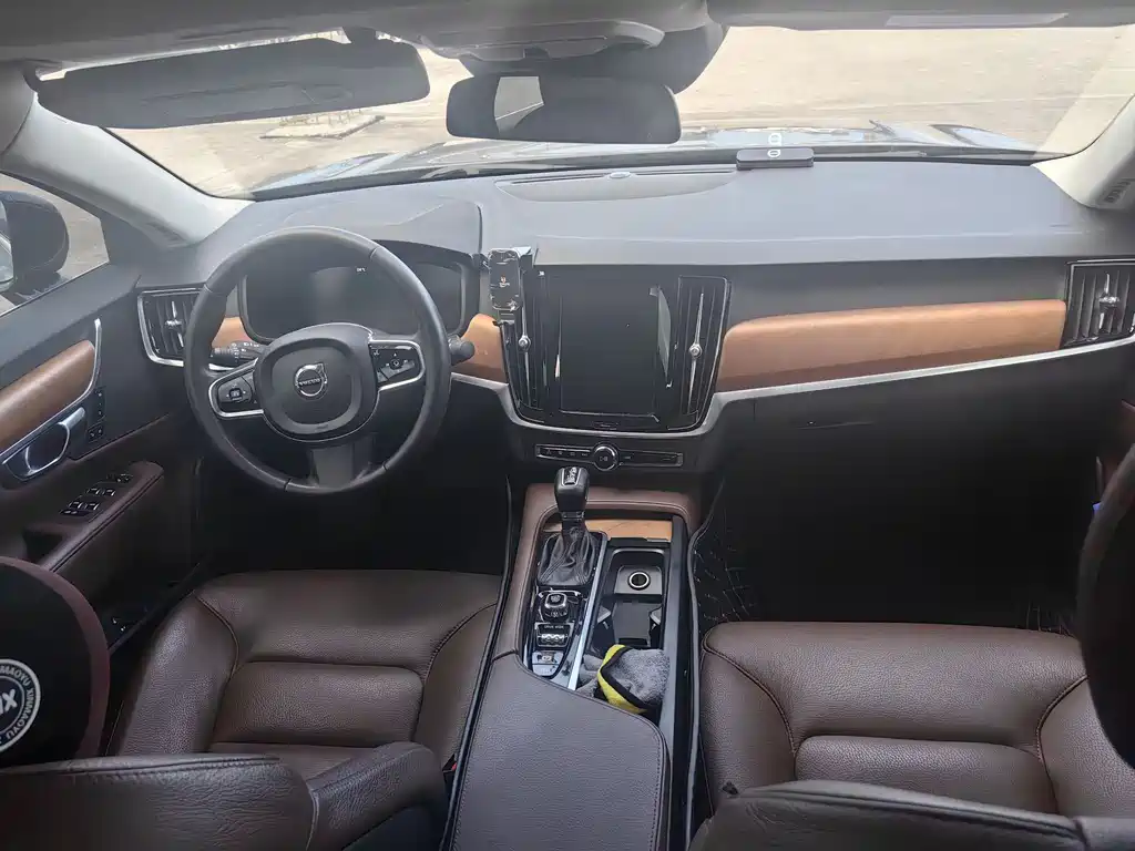 Volvo S90 2020