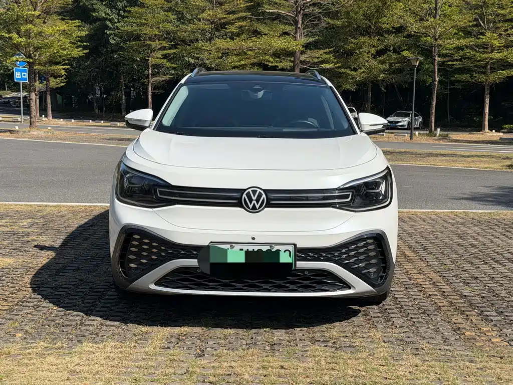 Volkswagen ID.6 2022