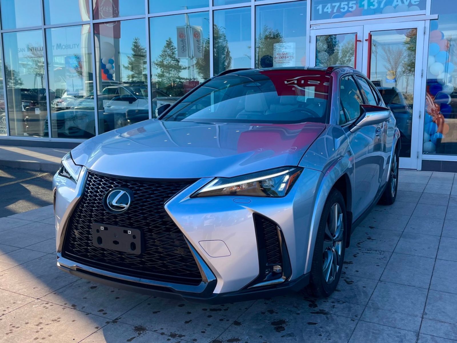Lexus UX 2025