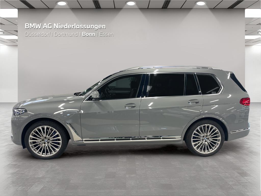 BMW X7 2021