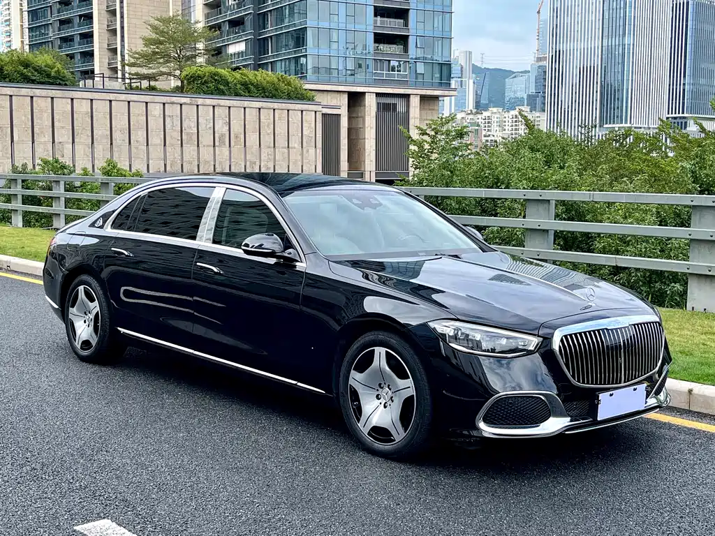 Mercedes-Benz Maybach S-Класс 2023