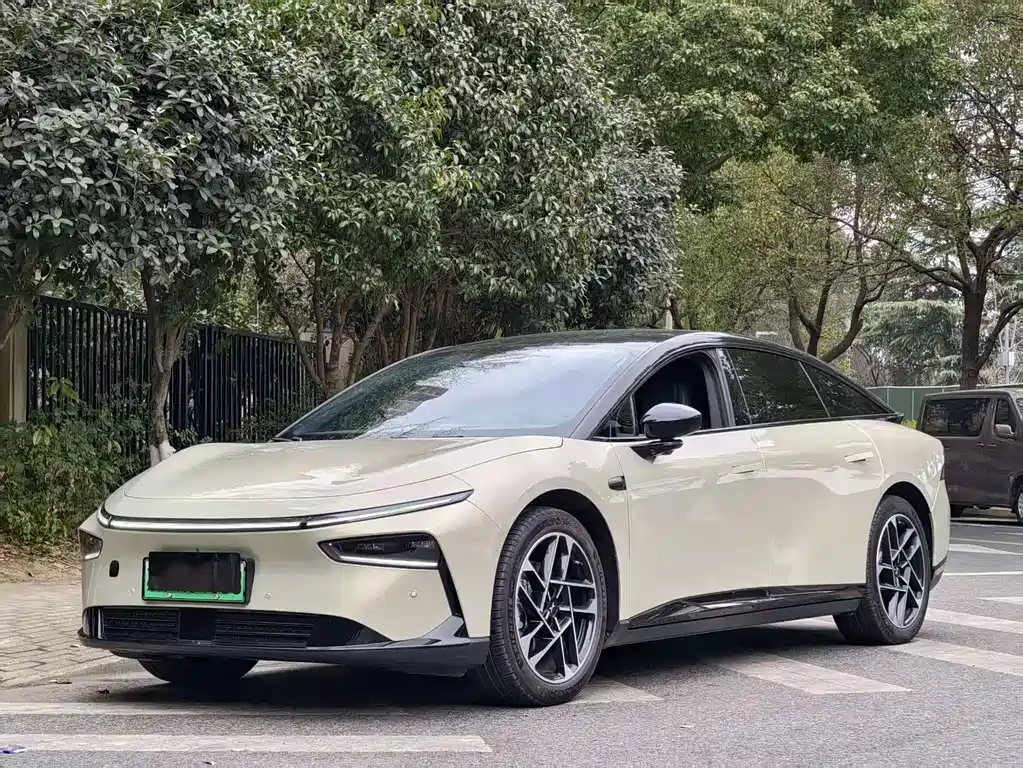 Xpeng P7+ 2025