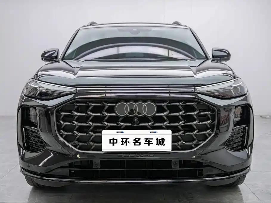 Audi Q6 2024