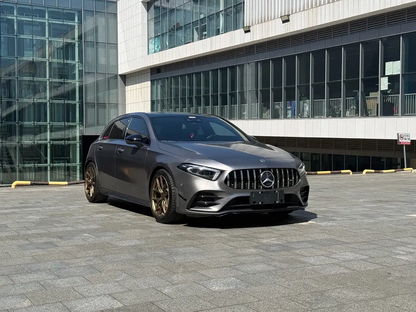 Mercedes-Benz A-Класс 2021