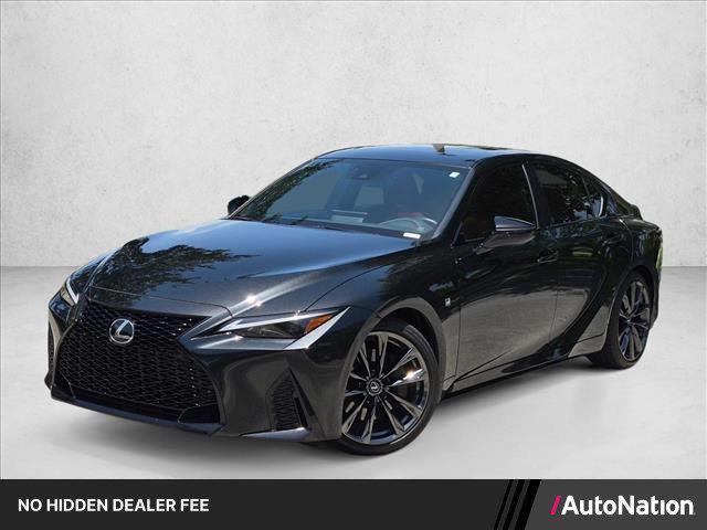 Lexus IS 2025