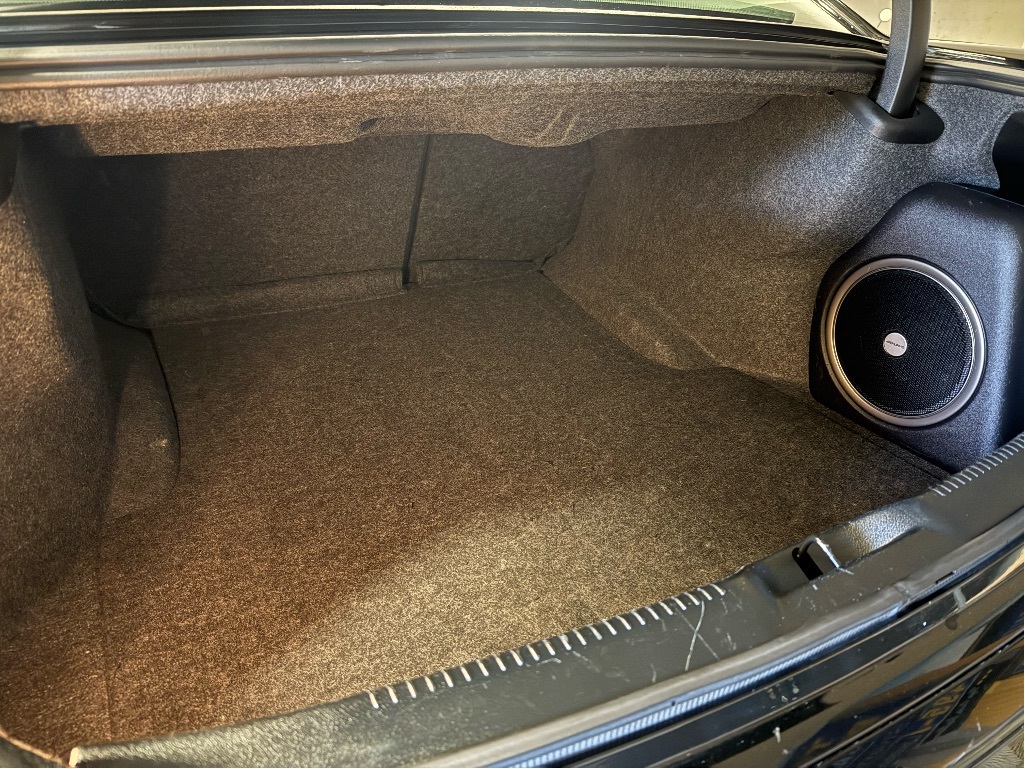 Chrysler 300 2023