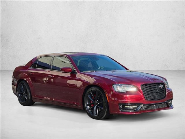 Chrysler 300 2023