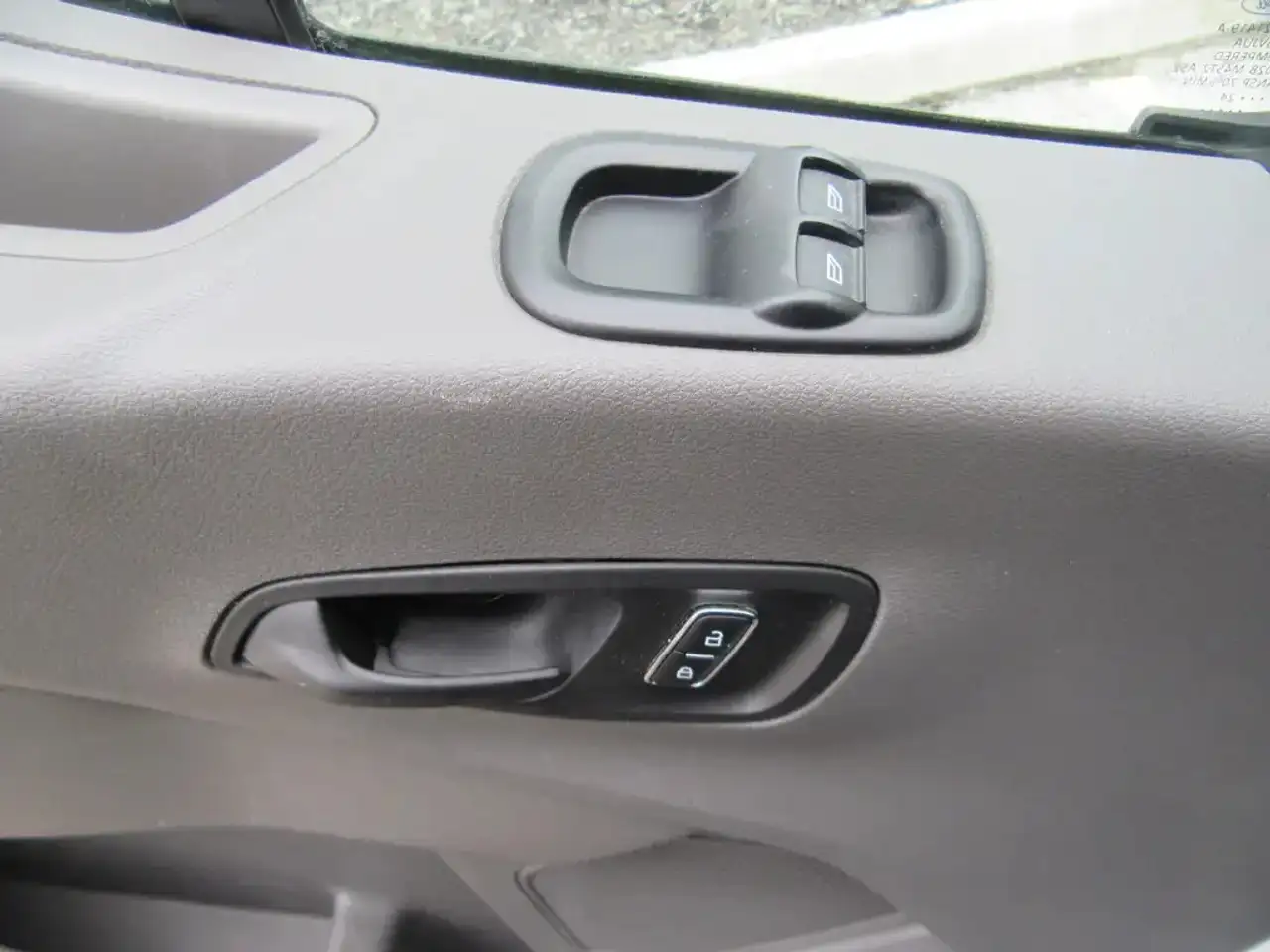 Ford Transit 2024