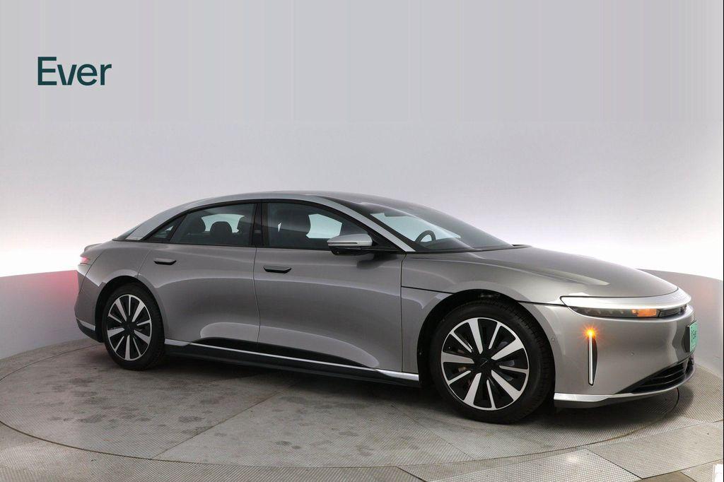 Lucid Air 2022