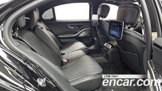 Mercedes-Benz S-Класс 2022