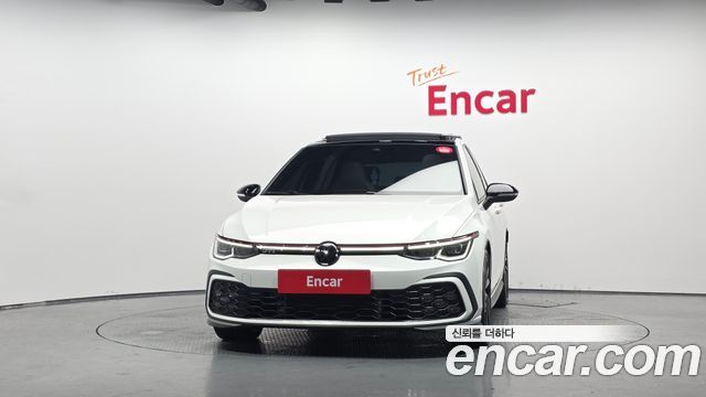 Volkswagen Golf 2024