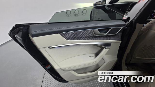 Audi A7 2025