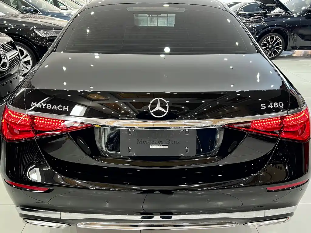 Mercedes-Benz Maybach S-Класс 2023