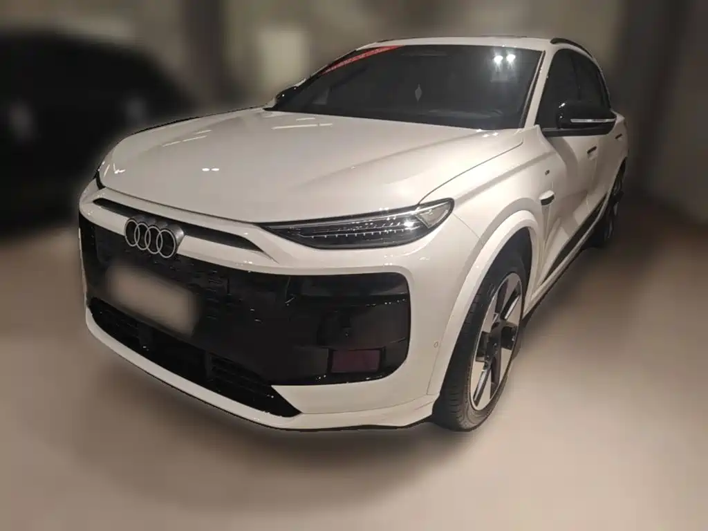 Audi e-tron 2025