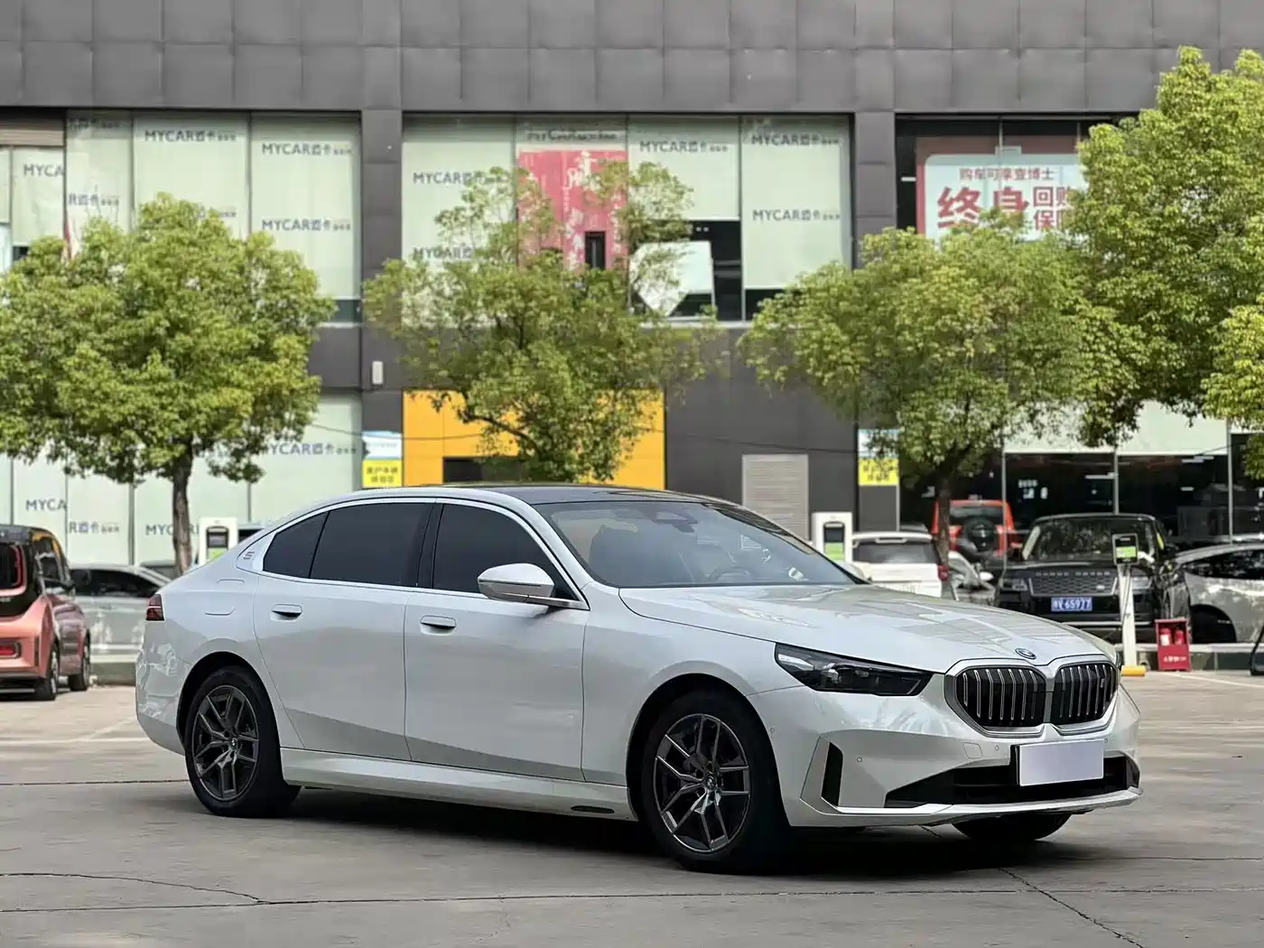 BMW i5 2024