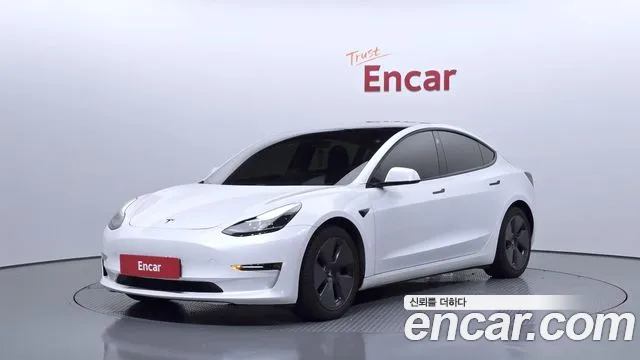 Tesla Model 3 2021