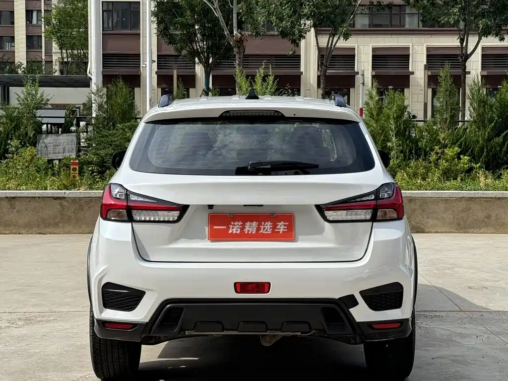 Mitsubishi Eclipse Cross 2023