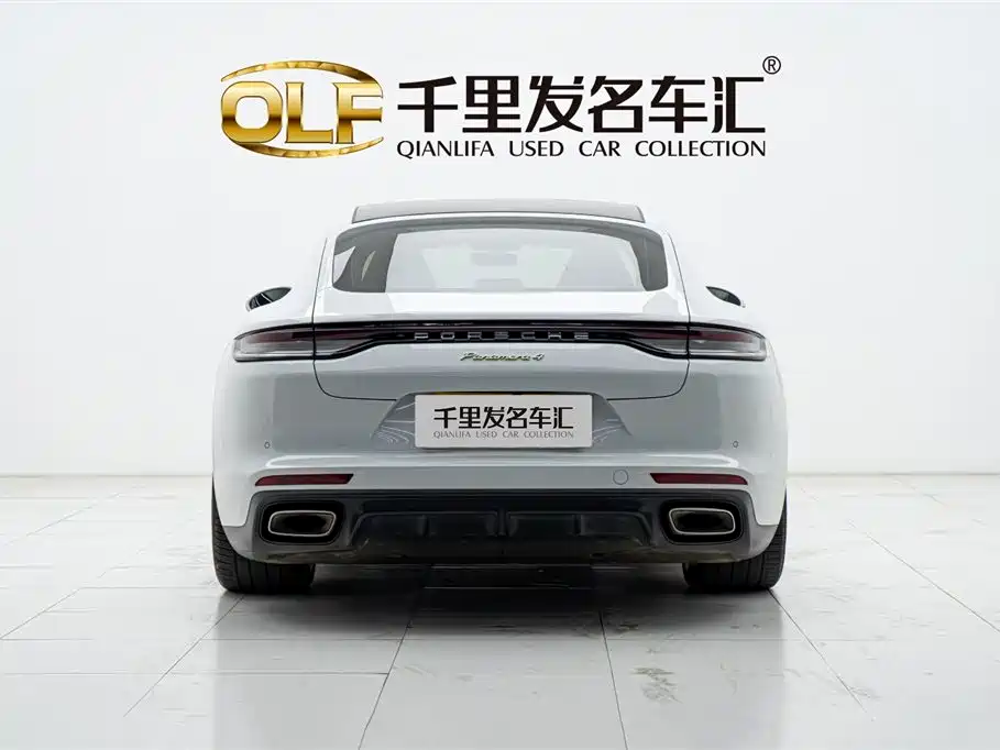 Porsche Panamera 2022