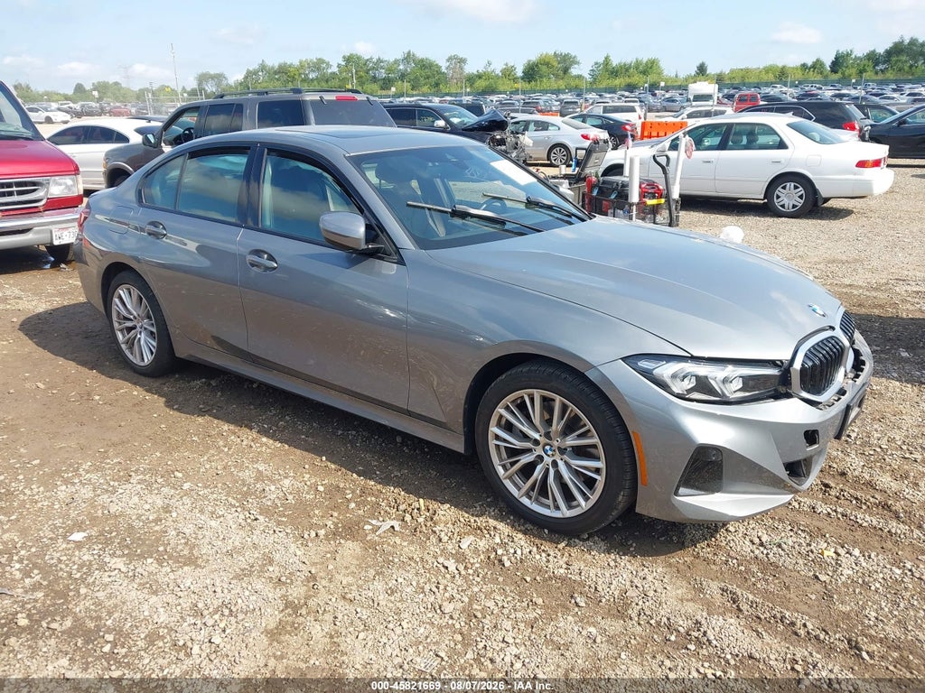BMW 330 2023