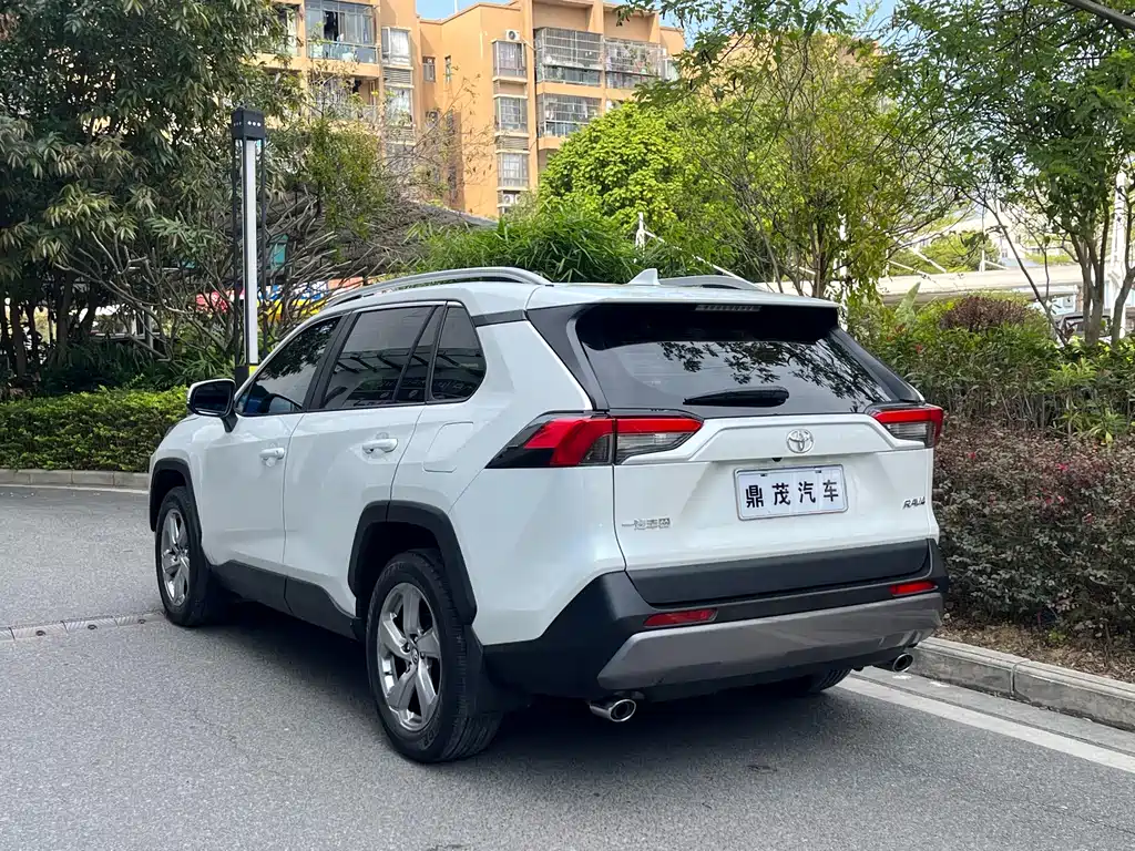 Toyota RAV4 2022