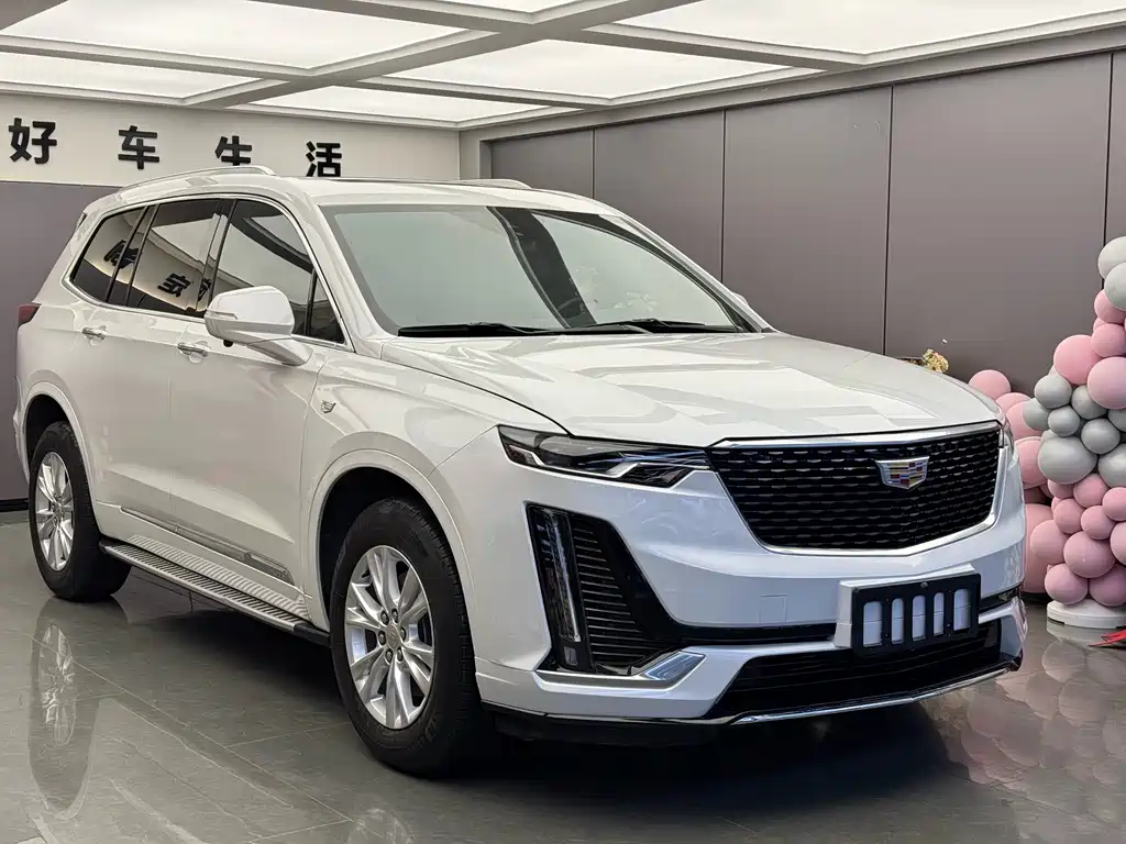 Cadillac XT6 2021