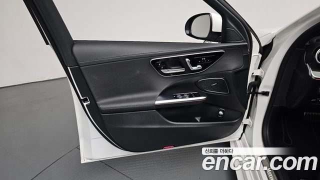 Mercedes-Benz C-Класс 2023