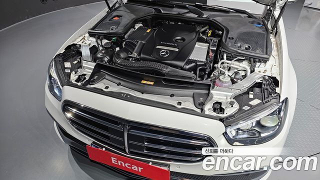 Mercedes-Benz E-Класс 2023