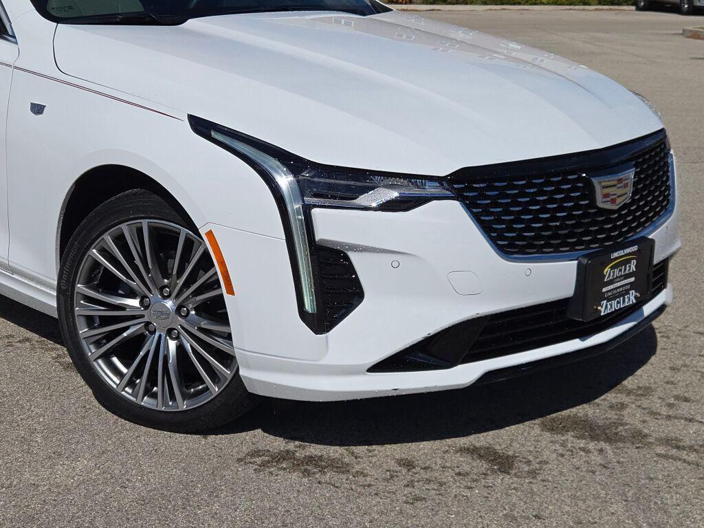 Cadillac CT4 2023
