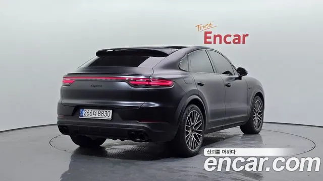 Porsche Cayenne 2022