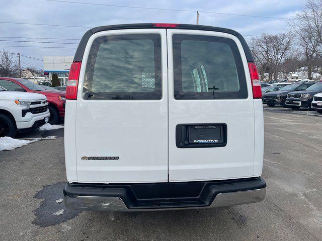 Chevrolet Express 2024