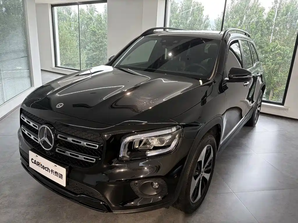 Mercedes-Benz GLB 2023